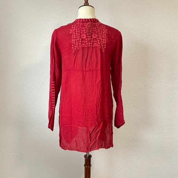 Johnny was RONA TUNIC - Picture 4 of 6